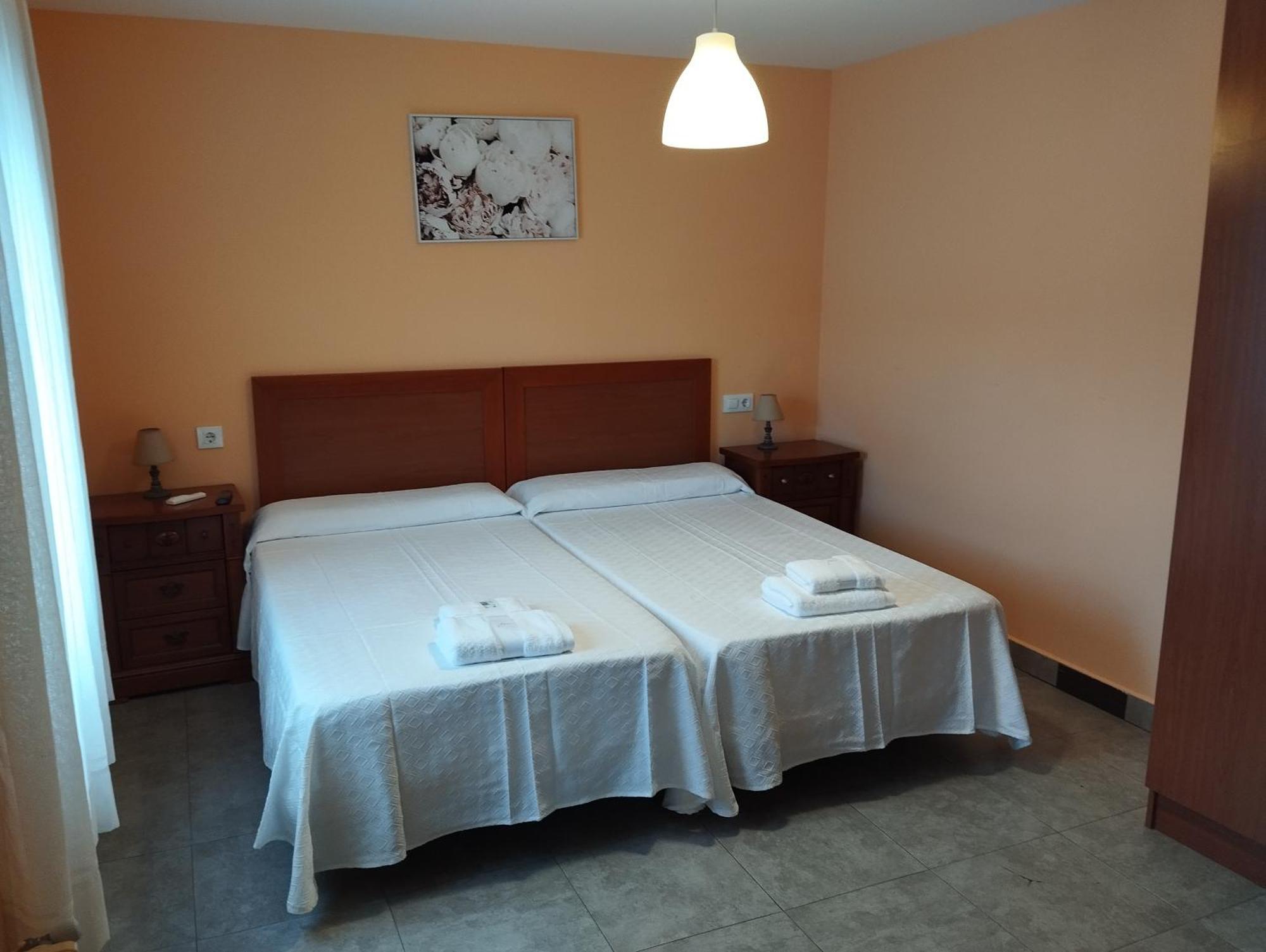 Hostal Bordillas Pomaluengo Esterno foto